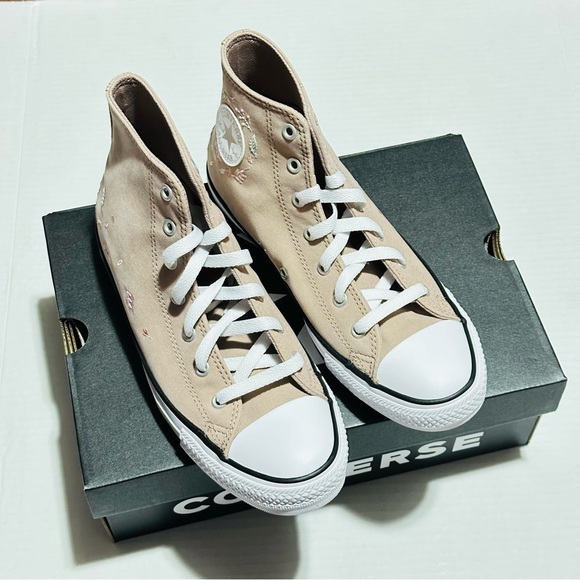 Converse Chuck Taylor All Star Fall Leaves NEW - Picture 12 of 14